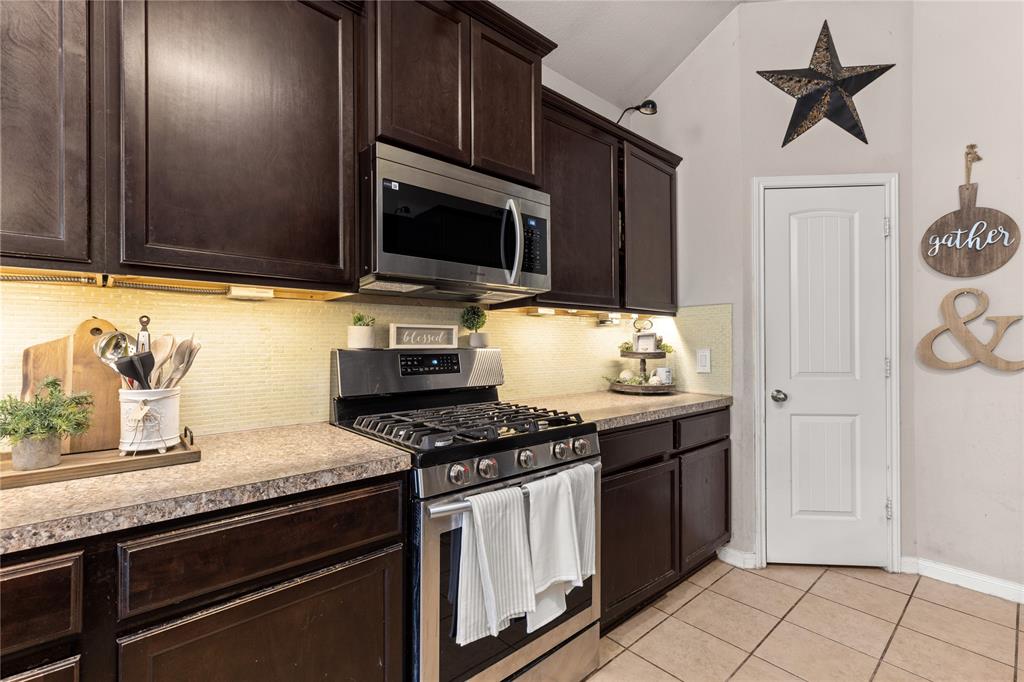 22590 Stillwater Valley Lane, Porter, Texas image 6