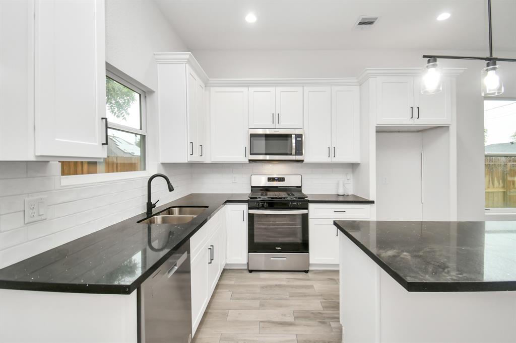 3309 Shelby Circle, Houston, Texas image 6