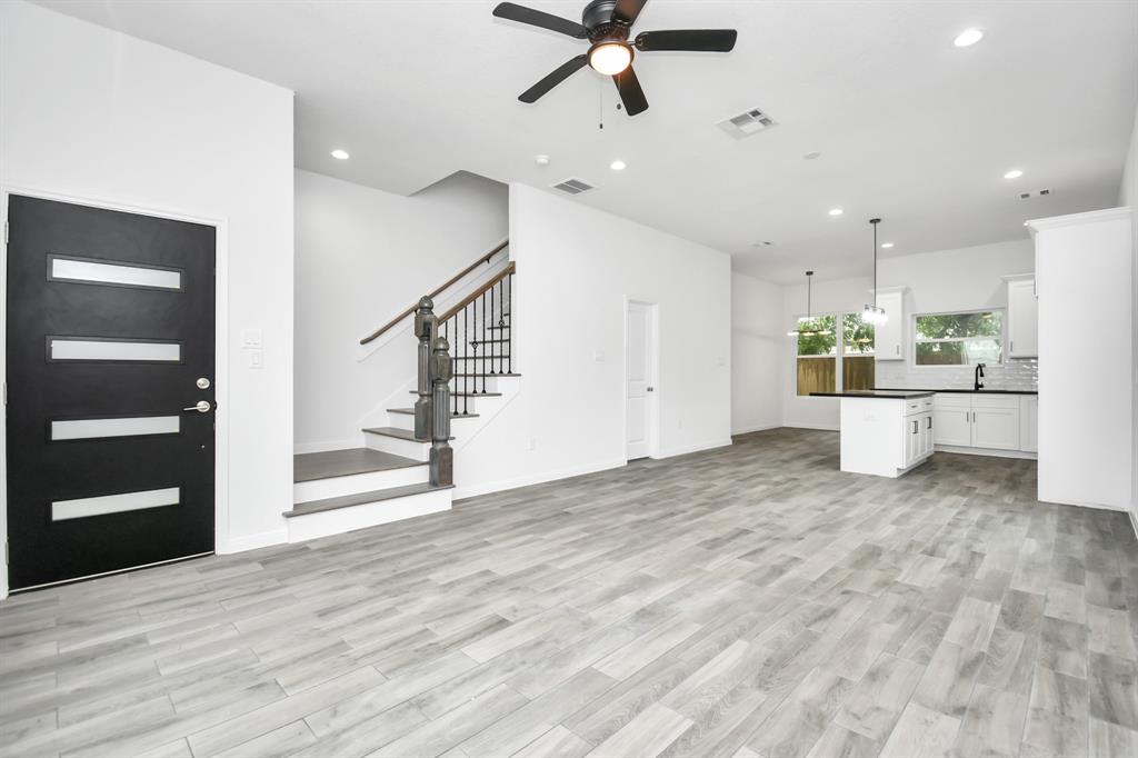 3309 Shelby Circle, Houston, Texas image 2