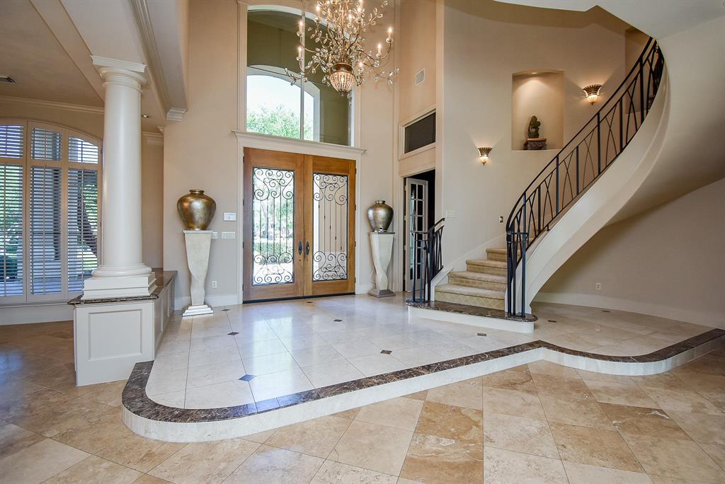 2 Royal Hampton Court, Sugar Land, Texas image 5