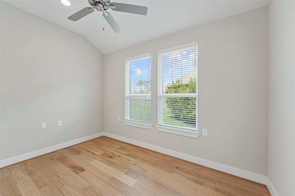 21915 Lake Whitney Court, Porter, Texas image 5