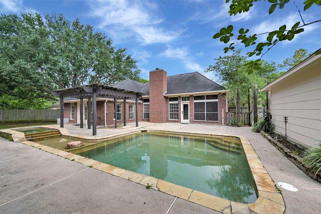 1411 Buttonwood Drive, Friendswood, Texas image 36