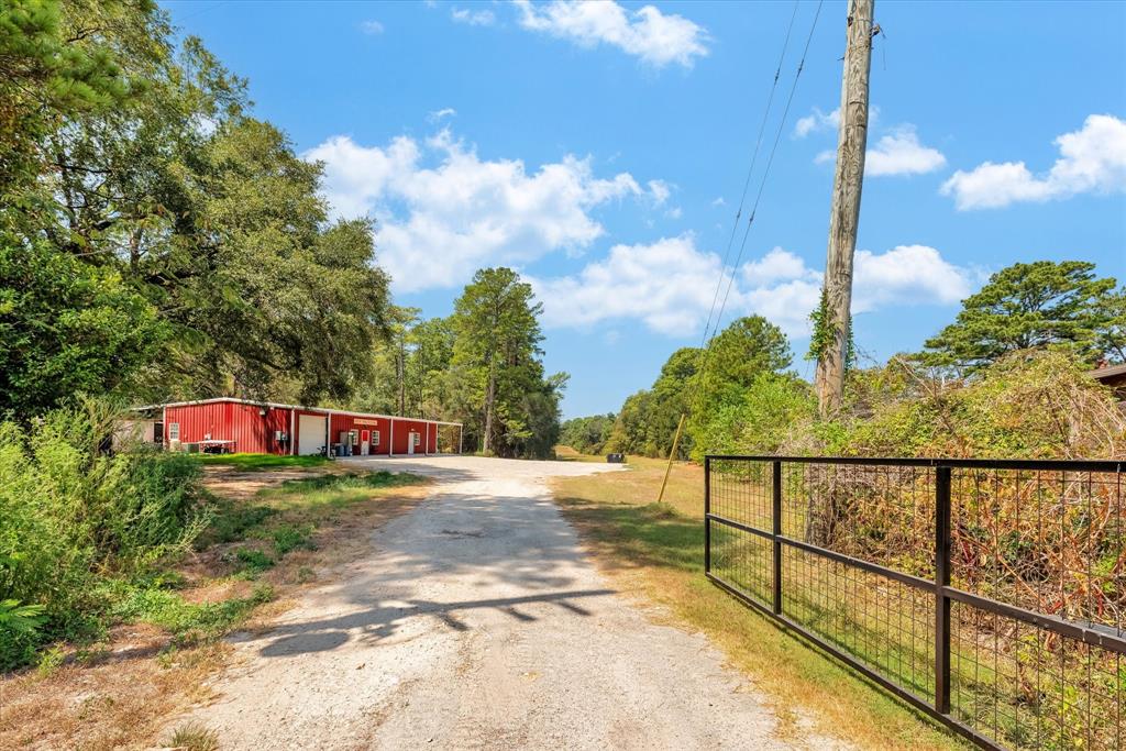 1237 Pruitt Road, Spring, Texas image 1