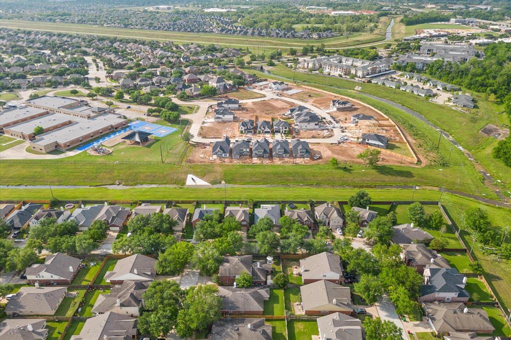 6022 Twin Creek, Missouri City, Texas image 38