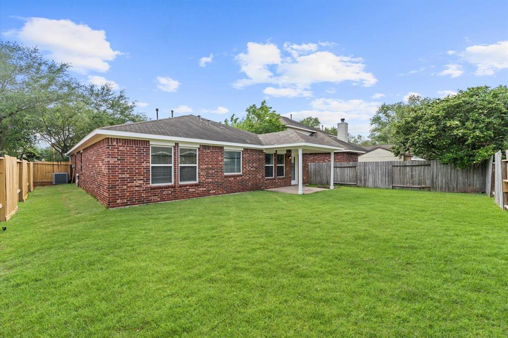 6022 Twin Creek, Missouri City, Texas image 32