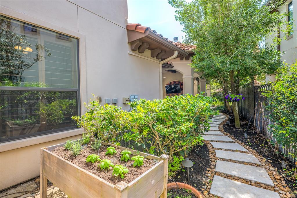 25 Sunset Park Lane, Sugar Land, Texas image 42