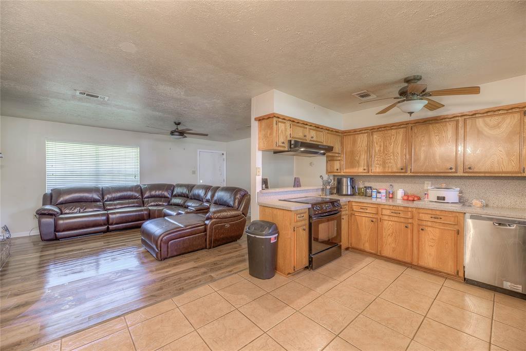 139 lyford Ln