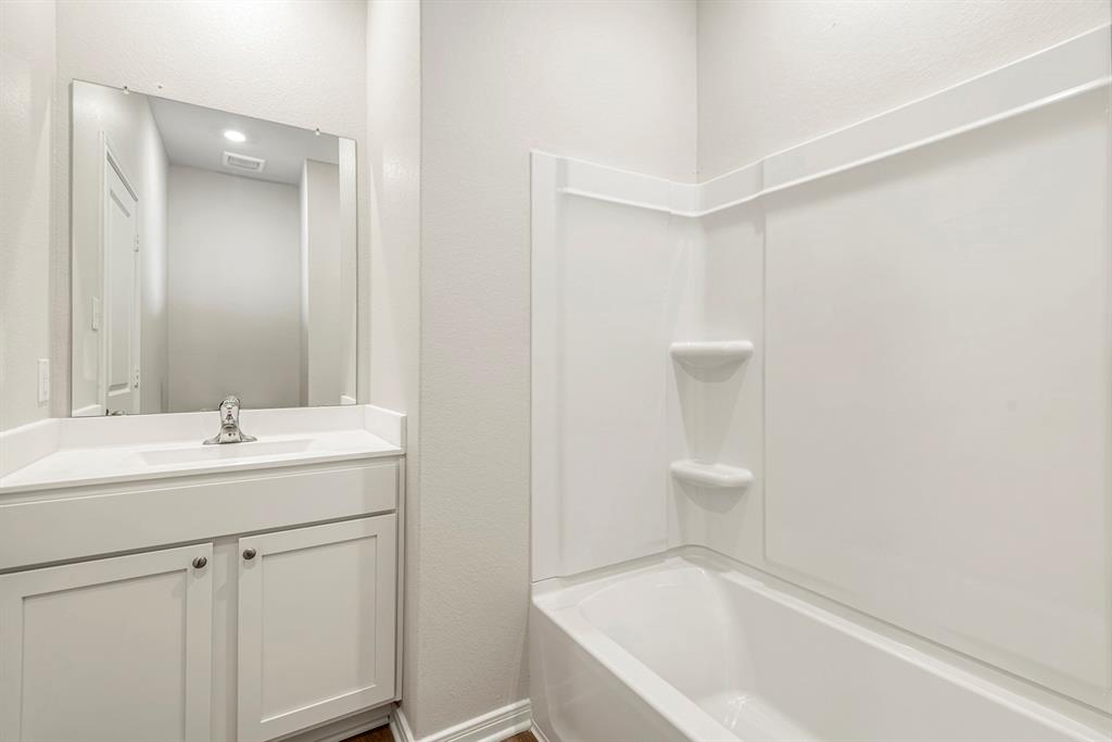 440 Sunny Highlands Drive, Katy, Texas image 6