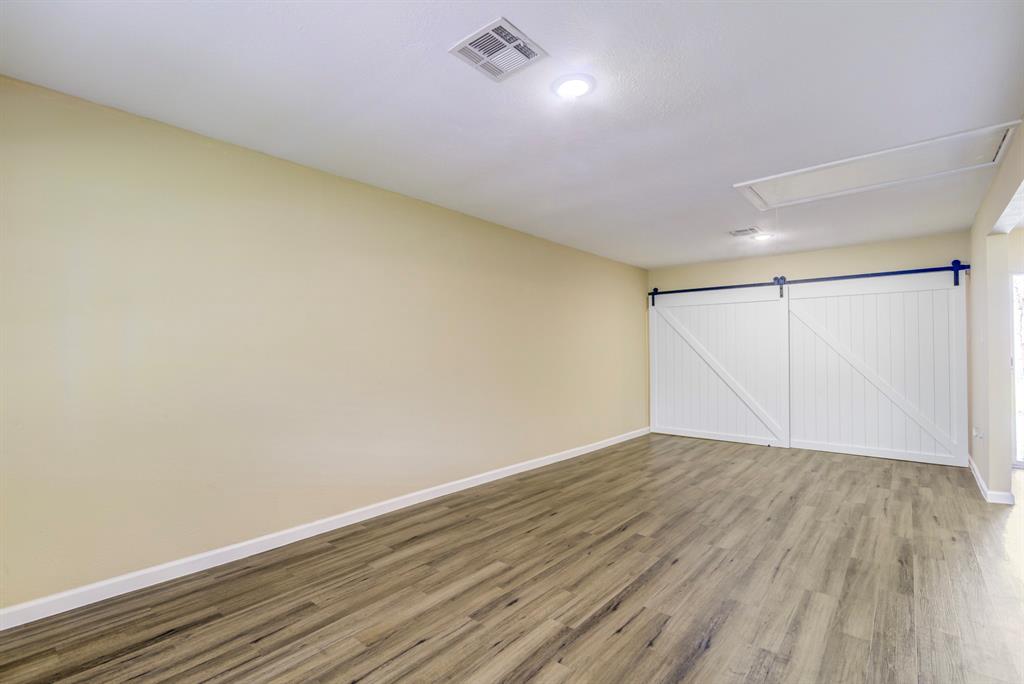 1406 W Talmage Street, Alvin, Texas image 16