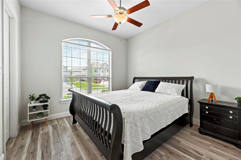 907 Falcon Hollow Lane, Pinehurst, Texas image 27