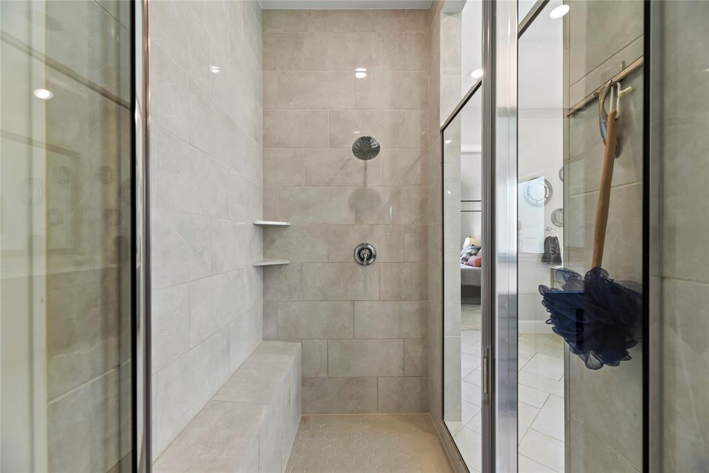907 Falcon Hollow Lane, Pinehurst, Texas image 22