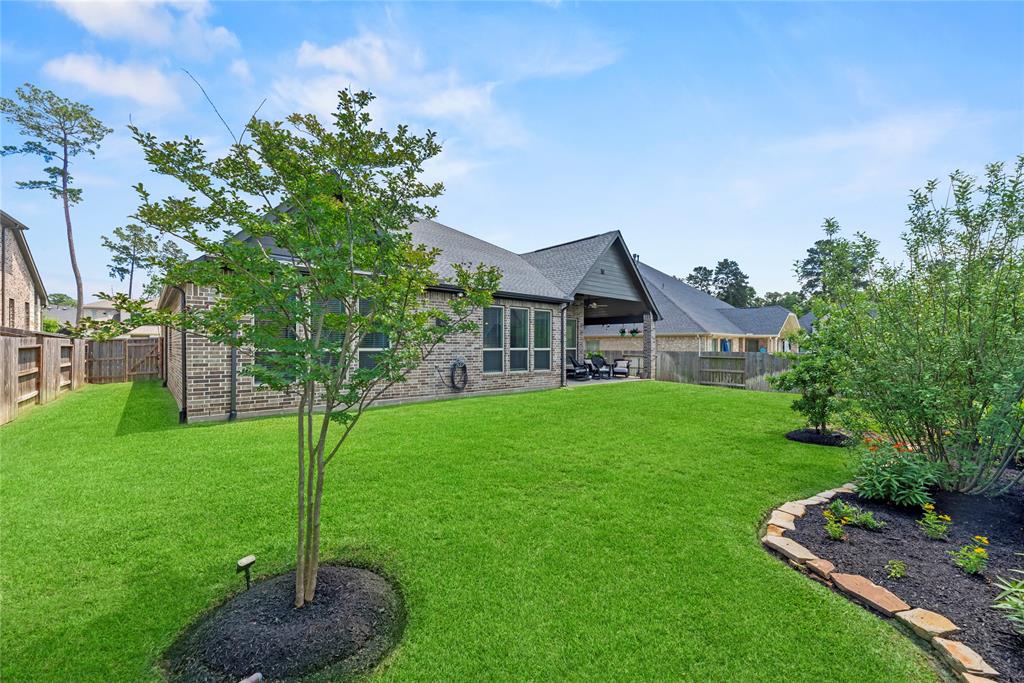 907 Falcon Hollow Lane, Pinehurst, Texas image 31