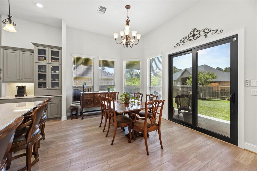 907 Falcon Hollow Lane, Pinehurst, Texas image 17