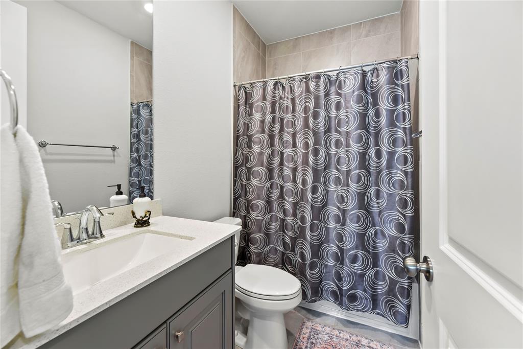 907 Falcon Hollow Lane, Pinehurst, Texas image 24