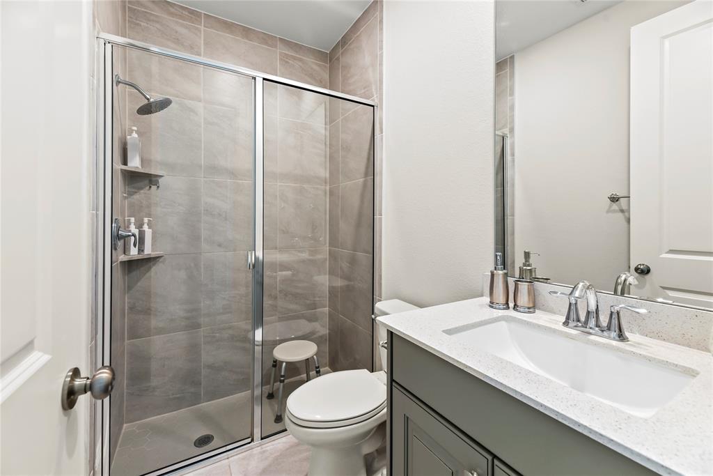 907 Falcon Hollow Lane, Pinehurst, Texas image 26