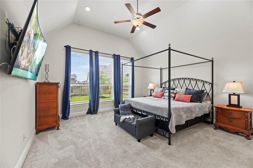 907 Falcon Hollow Lane, Pinehurst, Texas image 18