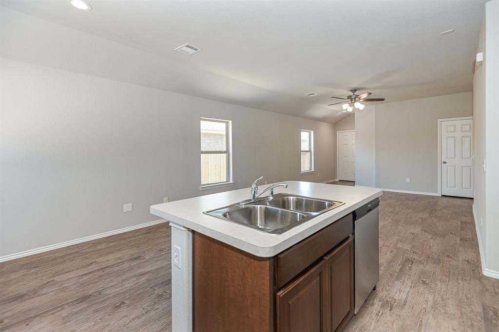 10811 Lavender Cotton Lane, Houston, Texas image 5