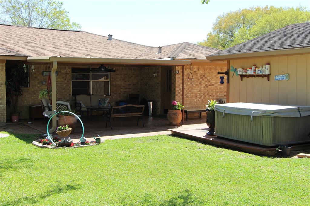 12710 Dannhaus Road, Needville, Texas image 8