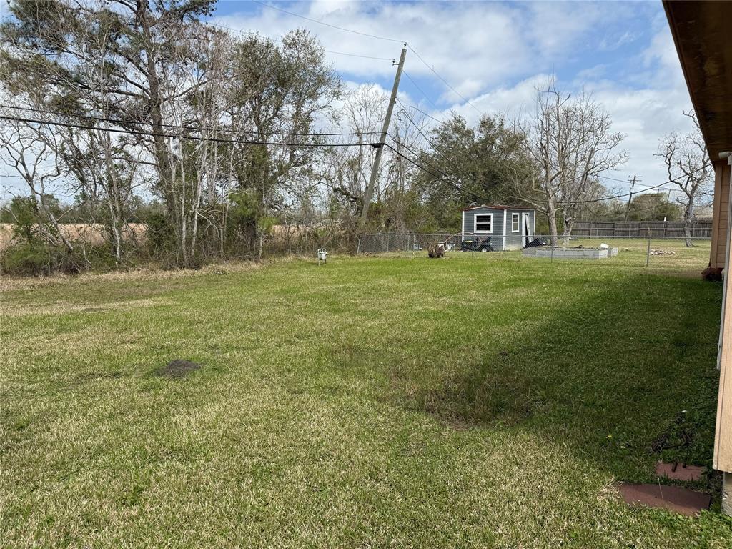 502 Idlewood Drive, Hitchcock, Texas image 5