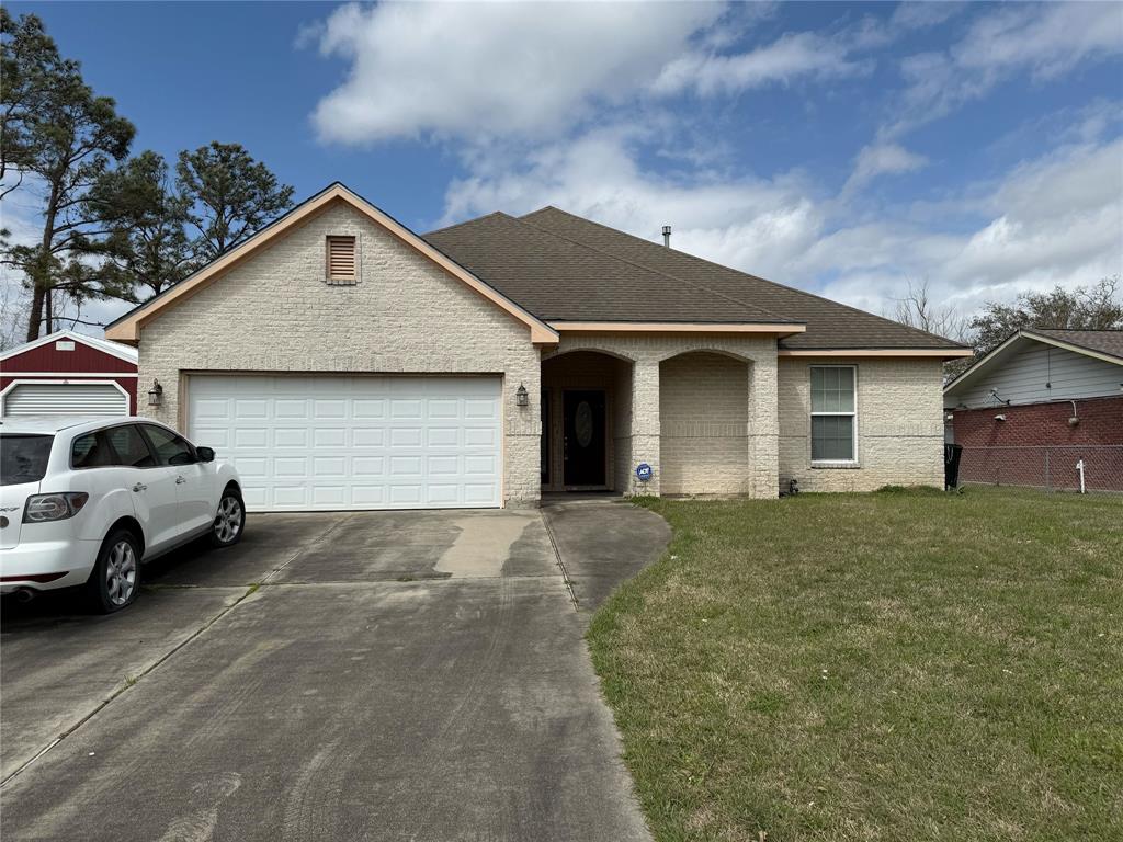 502 Idlewood Drive, Hitchcock, Texas image 3
