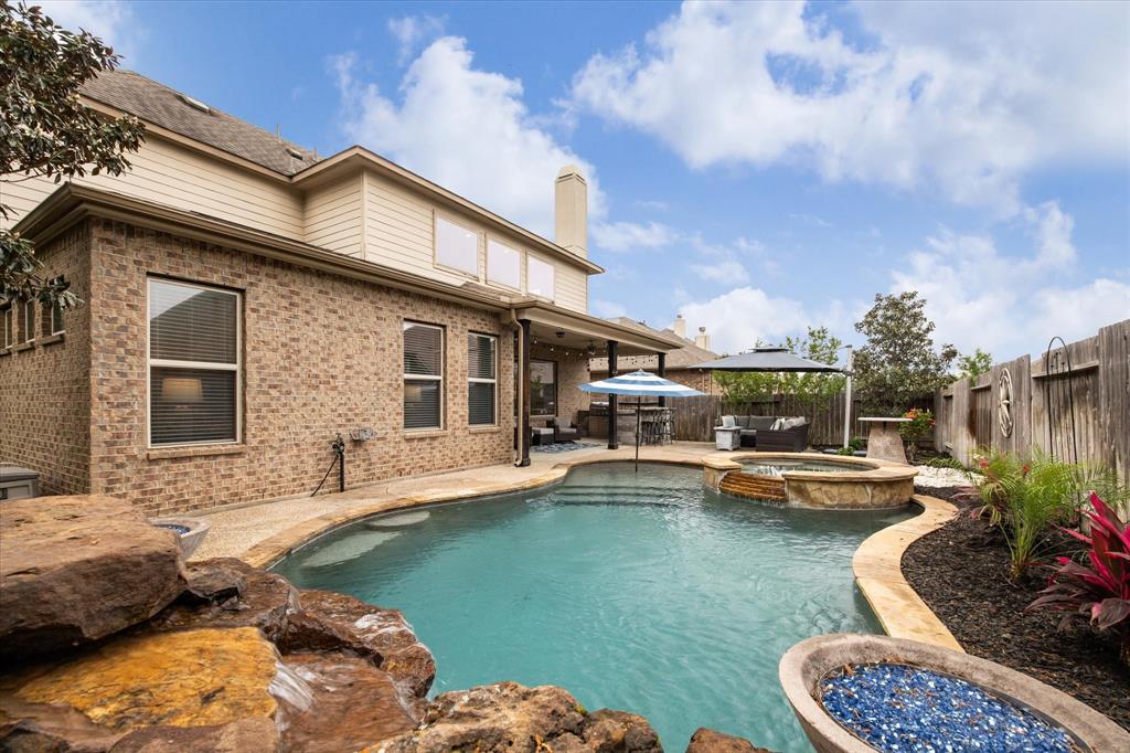927 Hunter Ridge Court, Conroe, Texas image 23