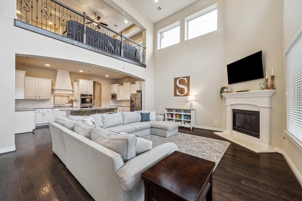 927 Hunter Ridge Court, Conroe, Texas image 7