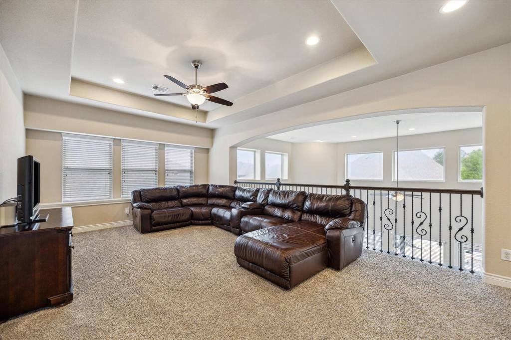 927 Hunter Ridge Court, Conroe, Texas image 15