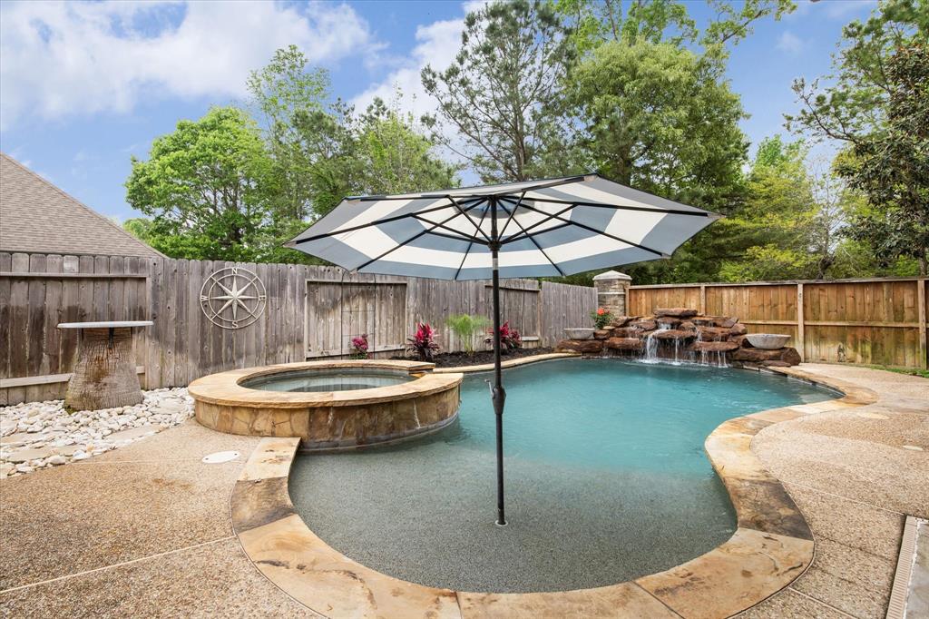 927 Hunter Ridge Court, Conroe, Texas image 24