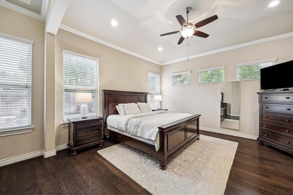 927 Hunter Ridge Court, Conroe, Texas image 12