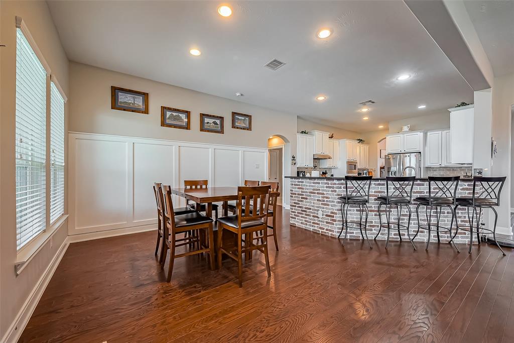 11626 Kings Point Boulevard, Mont Belvieu, Texas image 12