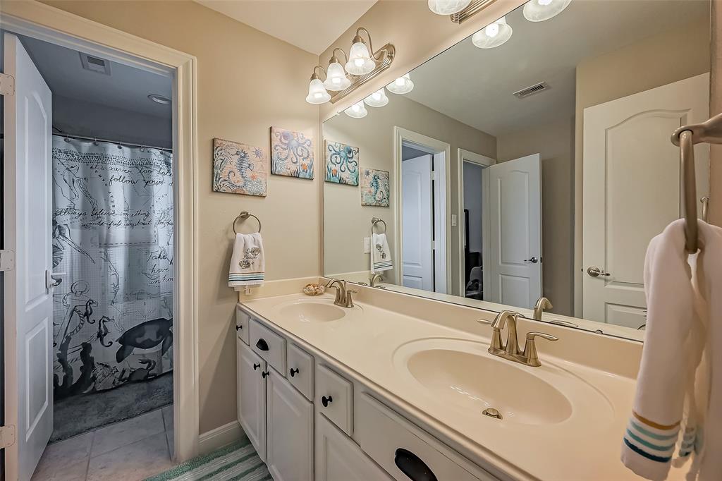 11626 Kings Point Boulevard, Mont Belvieu, Texas image 27