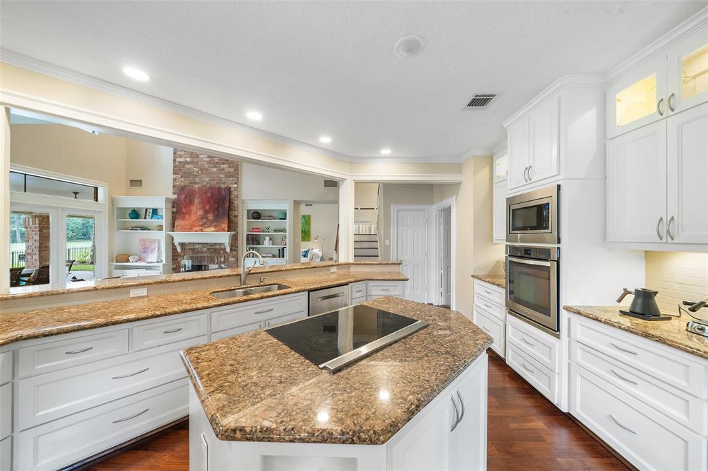 47 Firefall Court, The Woodlands, Texas image 25