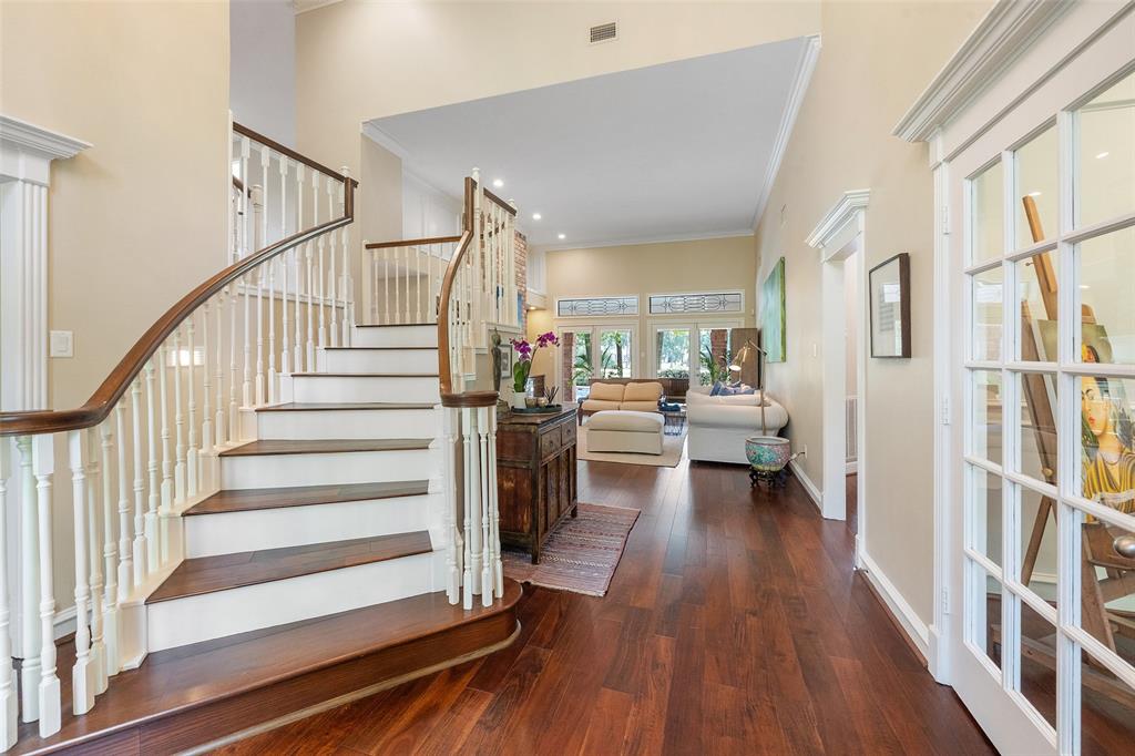 47 Firefall Court, The Woodlands, Texas image 8