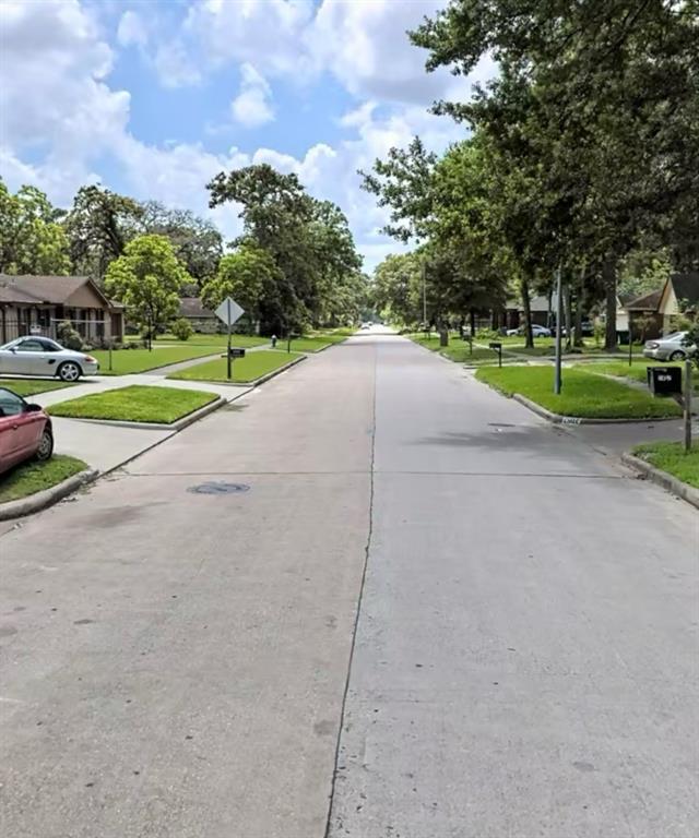 611 Brazos Trace Drive, Richmond, Texas image 8