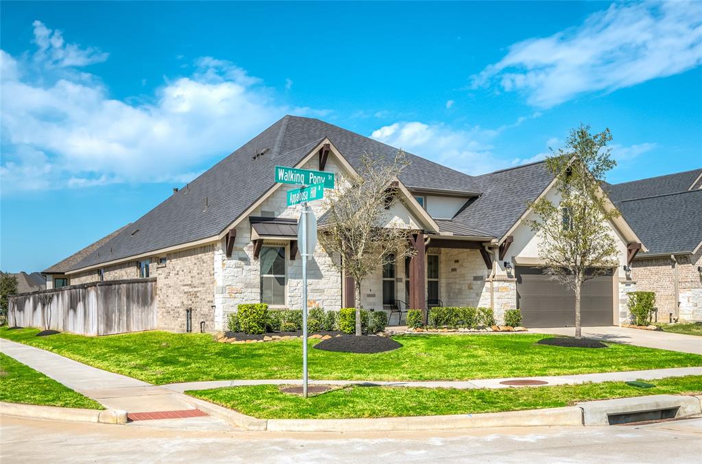 19218 Walking Pony Trail, Tomball, Texas image 2