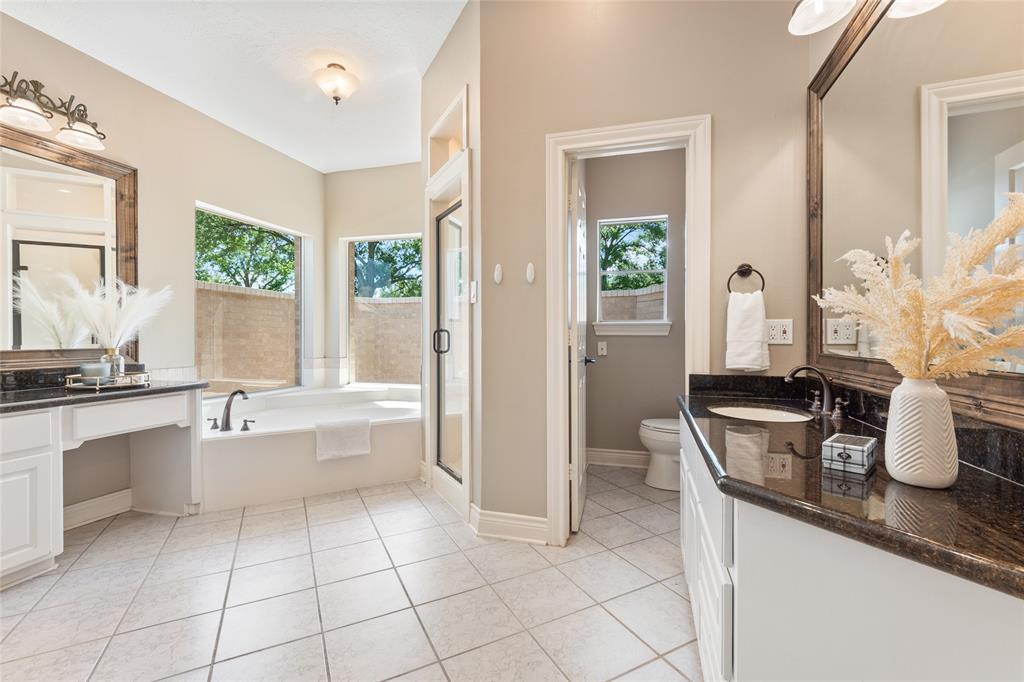904 Pine Hollow Drive, Friendswood, Texas image 14