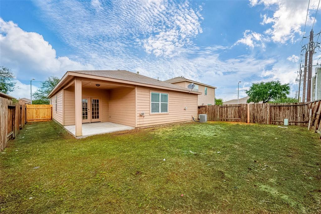 1102 Rose Meadow Boulevard, Baytown, Texas image 44