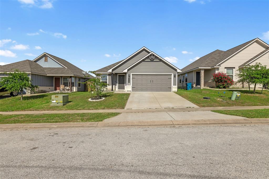 119 Dove Court, Navasota, Texas image 1