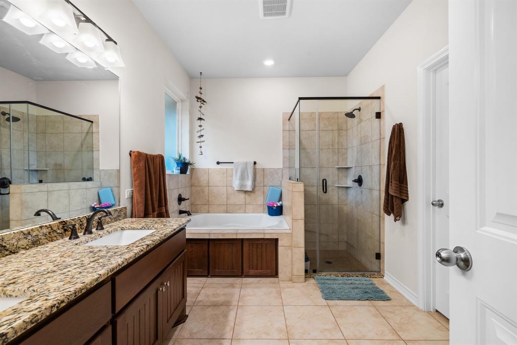 1065 Hoffman Lane Lane, Alleyton, Texas image 16