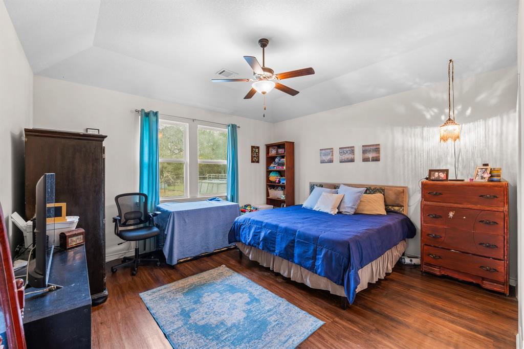 1065 Hoffman Lane Lane, Alleyton, Texas image 15