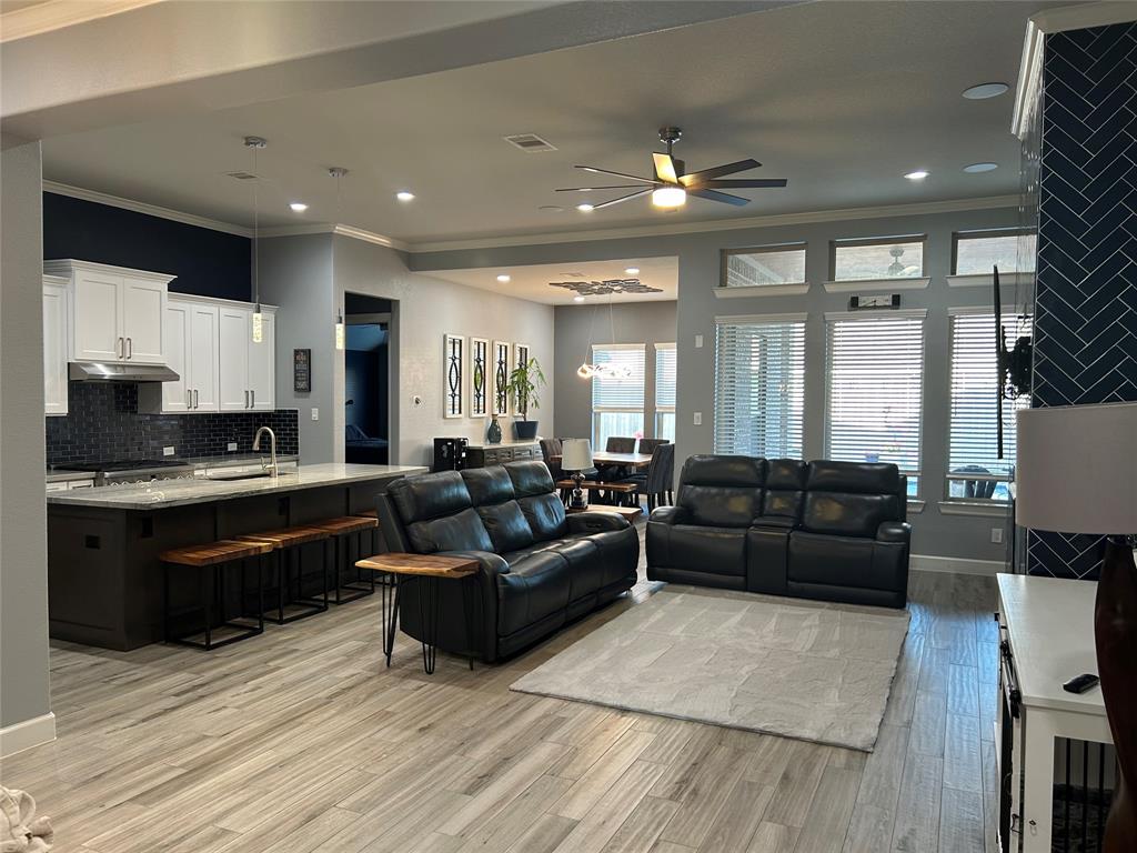 4033 Carolina Shores Lane, League City, Texas image 11