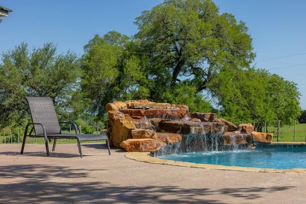 6808 Cedar Hill Road, Brenham, Texas image 15
