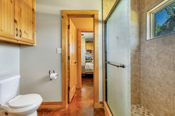 6808 Cedar Hill Road, Brenham, Texas image 10