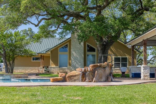 6808 Cedar Hill Road, Brenham, Texas image 14
