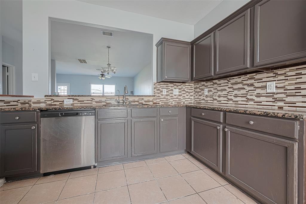 4918 Alder Bend Lane, Richmond, Texas image 4