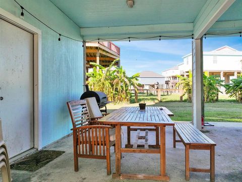 A home in Crystal Beach