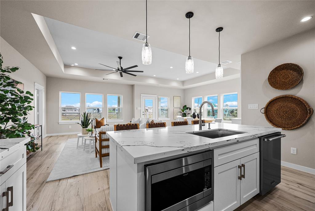 18310 Shaman Drive, Galveston, Texas image 9