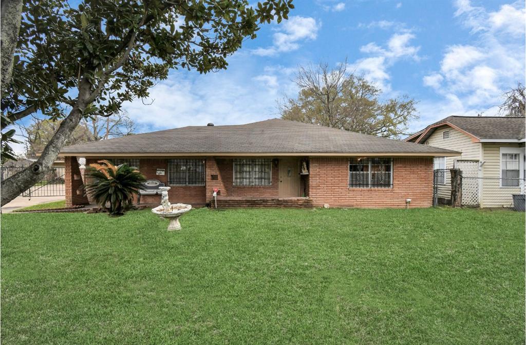 4502 Edison Street, North Houston, Texas image 2