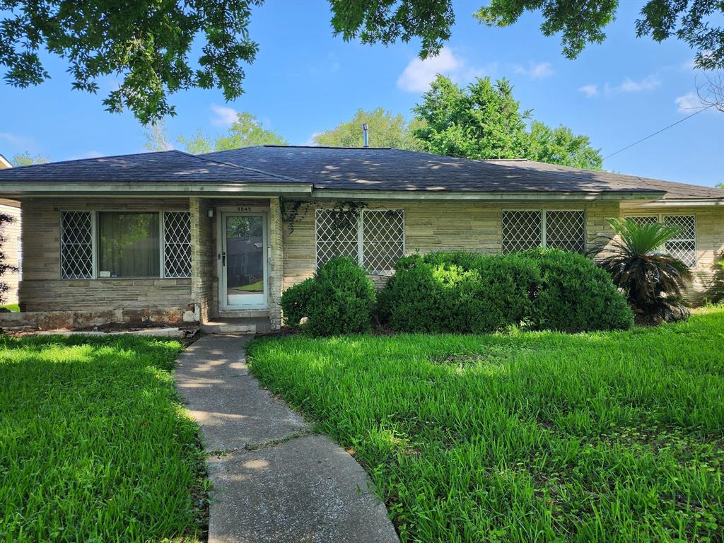 4849 Larkspur Street, Houston, Texas image 1