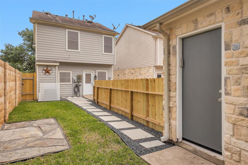 29717 Parliament Hills Drive, Spring, Texas image 43